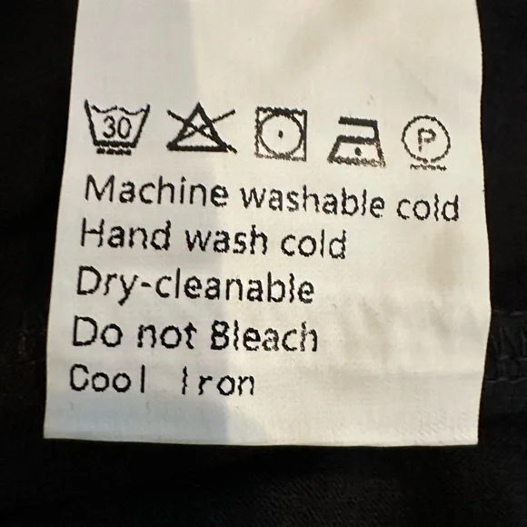 Women’s Black Pleated Shirt with Lace Sleeves XL NIP - Picture 8 of 10